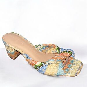 Katy Perry Twisted Sandal NWOT